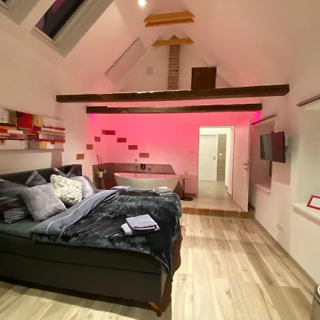 Auszeit Vienna Wellness Apartment-3